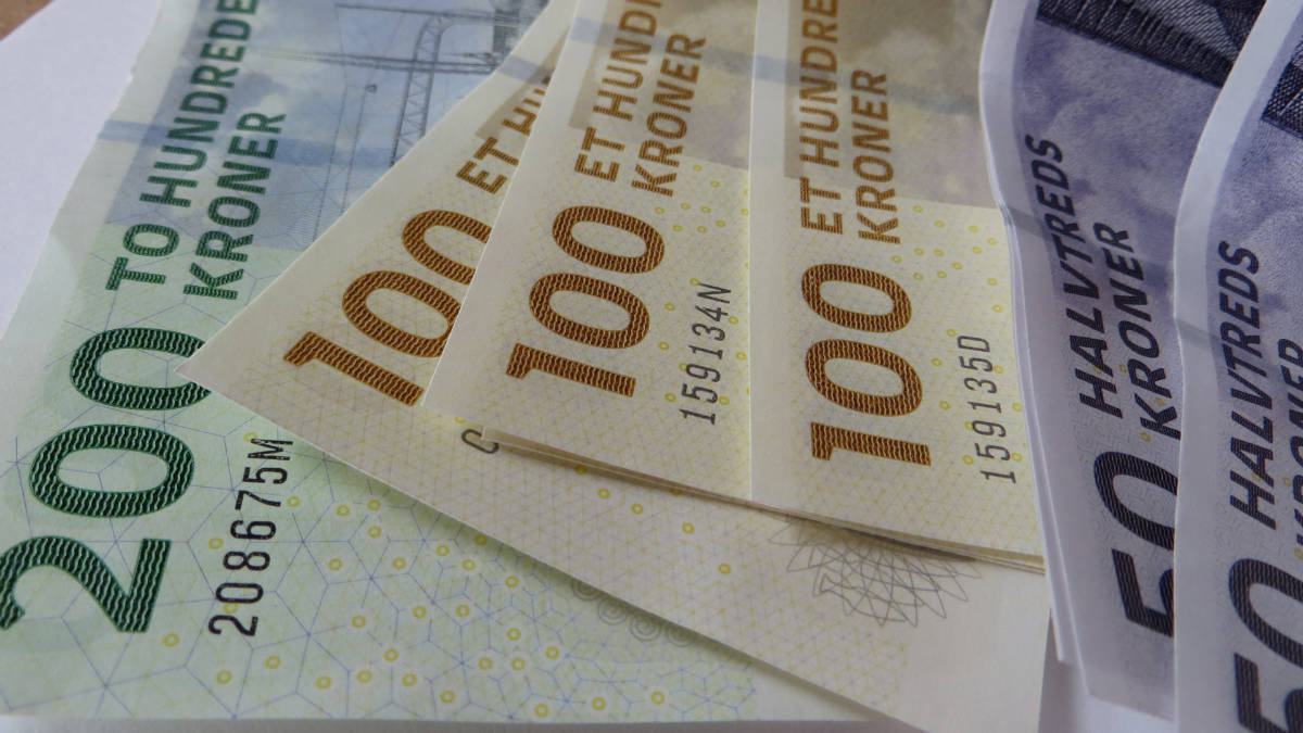 Датчане собрали 150 000 крон на ...